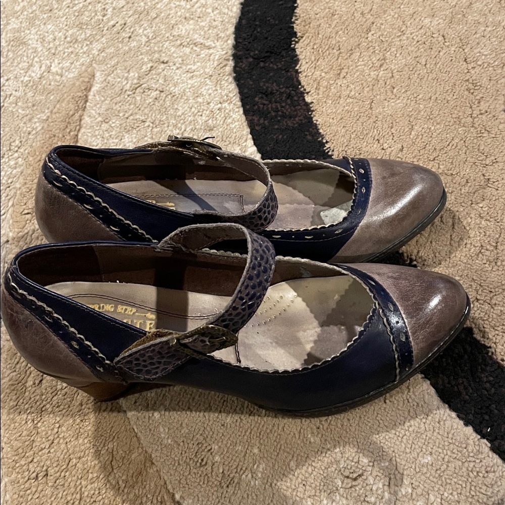 L’Artiste Spring Step